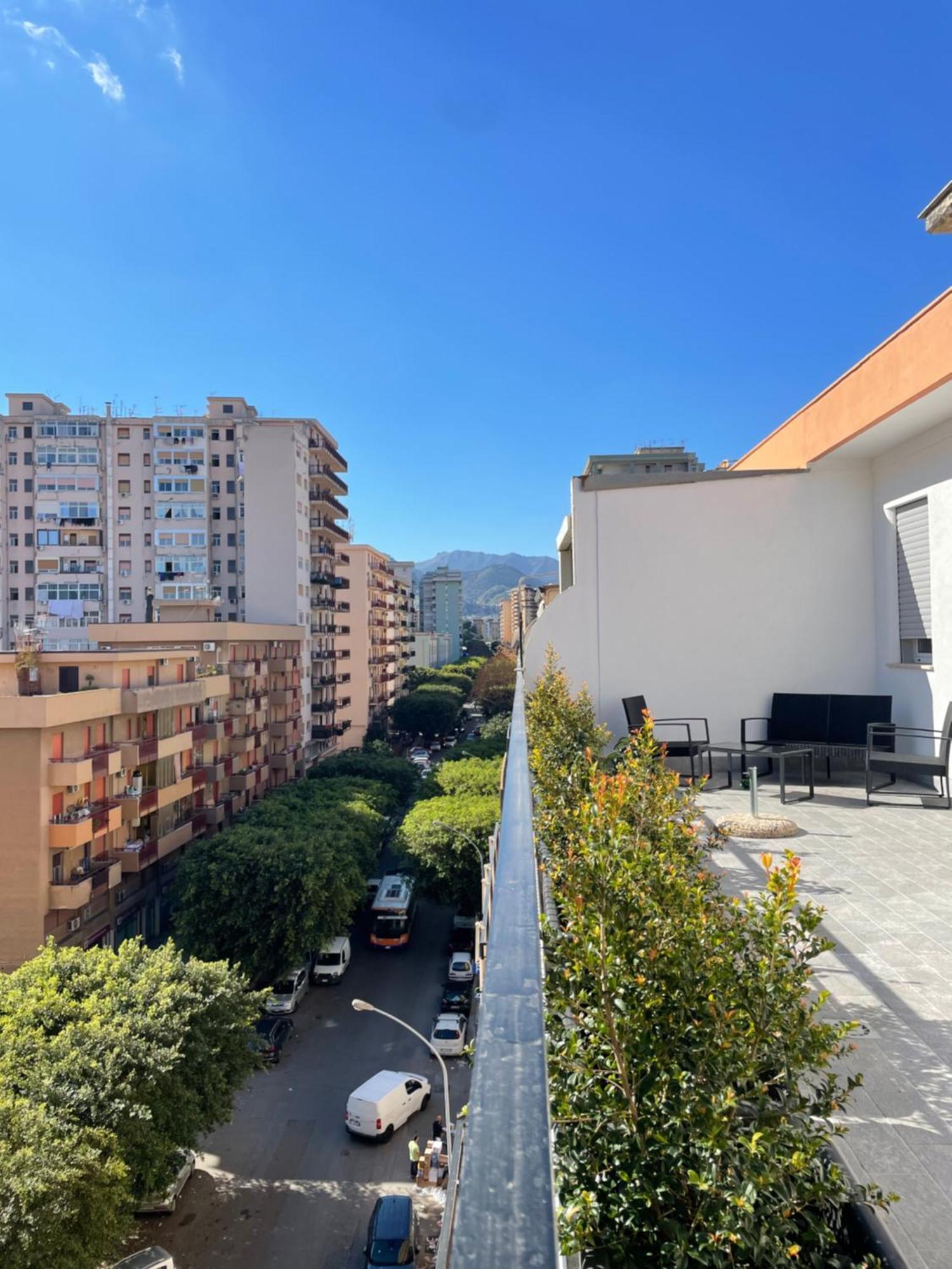 Апартаменты Terrazza L Emiro Casa Vacanze Палермо Экстерьер фото